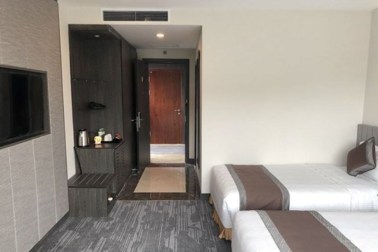 Phòng Deluxe Twin With City View